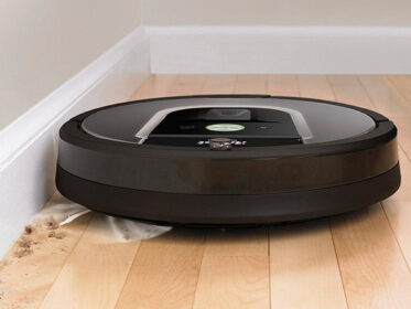 irobot Roomba 960 trang bị chổi cạnh quét sạch tuyệt đối